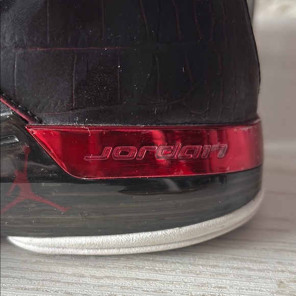 Air Jordan 17 Retro Sneakers - Picture 6 of 14